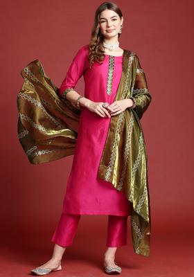 Pink Solid Polyester Kurta Set
