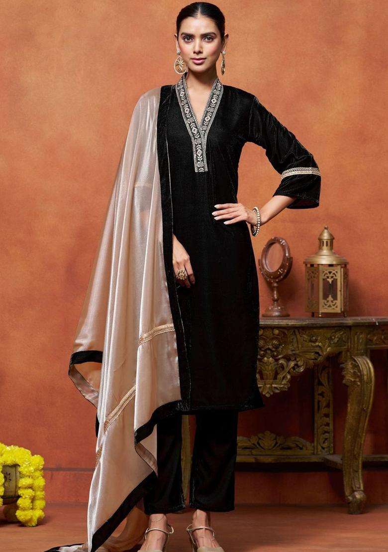 Black Embroidered Velvet Kurta Set - Indya