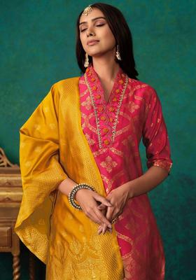 Pink Woven Design Silk Blend Kurta Set