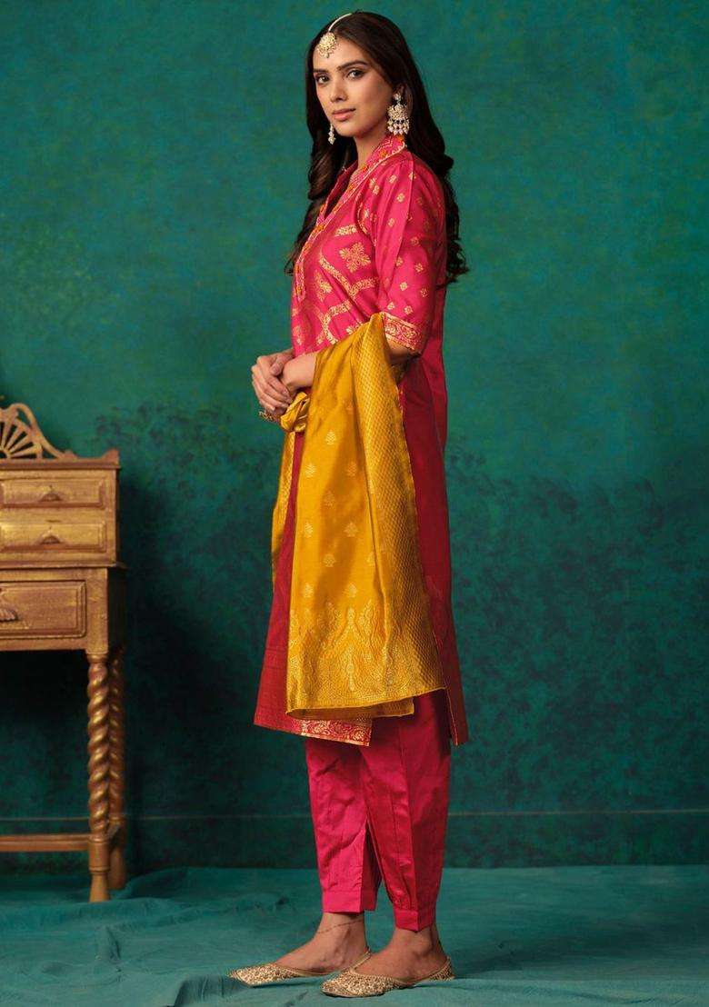 Pink Woven Design Silk Blend Kurta Set - Indya