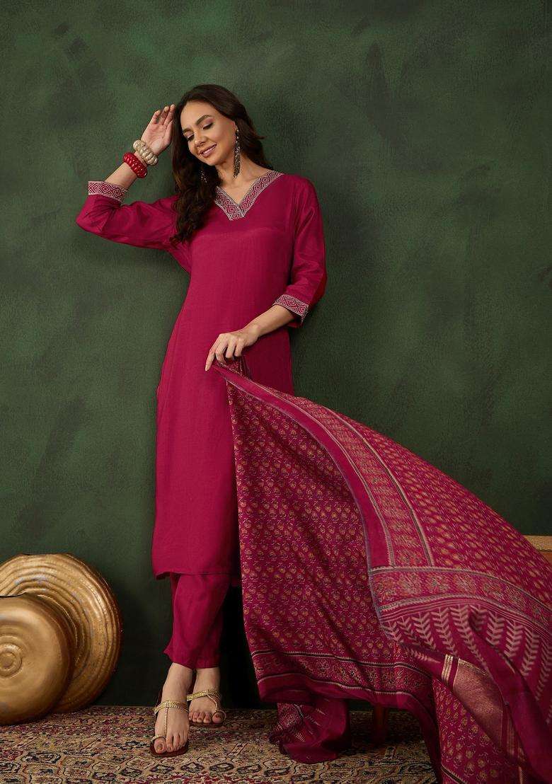 Maroon Solid Silk Kurta Set - Indya
