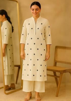 Off White Solid Viscose Kurta Set