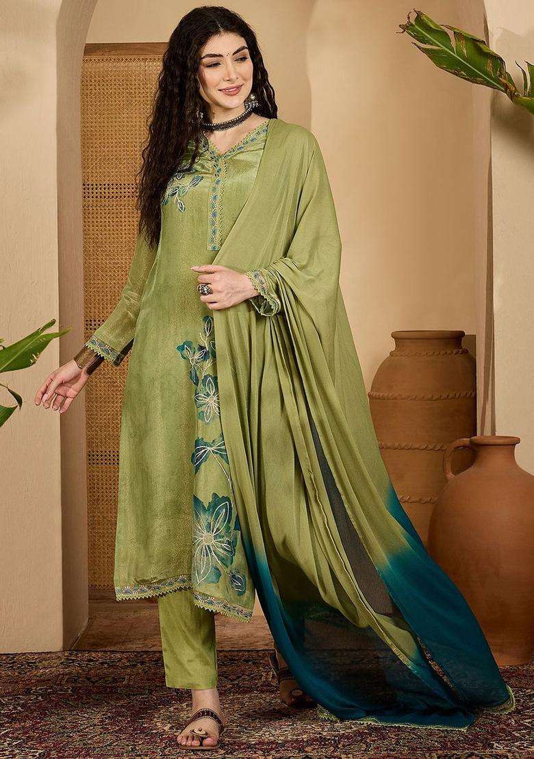 Green Printed Silk Blend Kurta Set - Indya