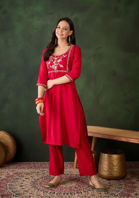 Red Embroidered Chanderi Kurta Set