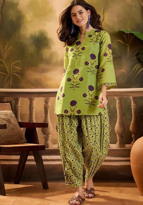 Green Printed Linen Kurta Set — view on Indya