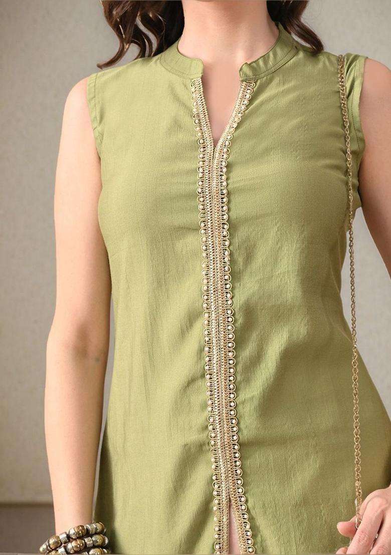 Green Solid Silk Kurta Set - Indya