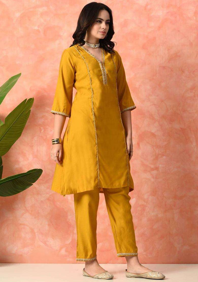 Mustard Solid Silk Blend Kurta Set - Indya