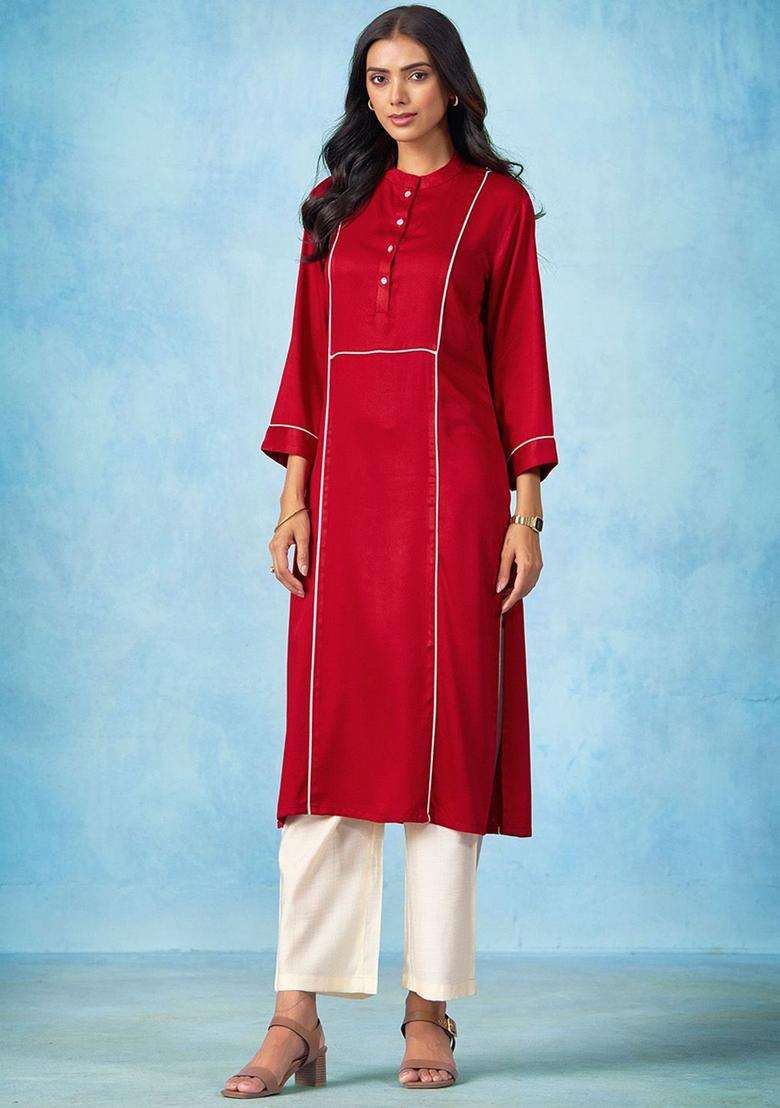 Red Solid Satin Kurta Set - Indya