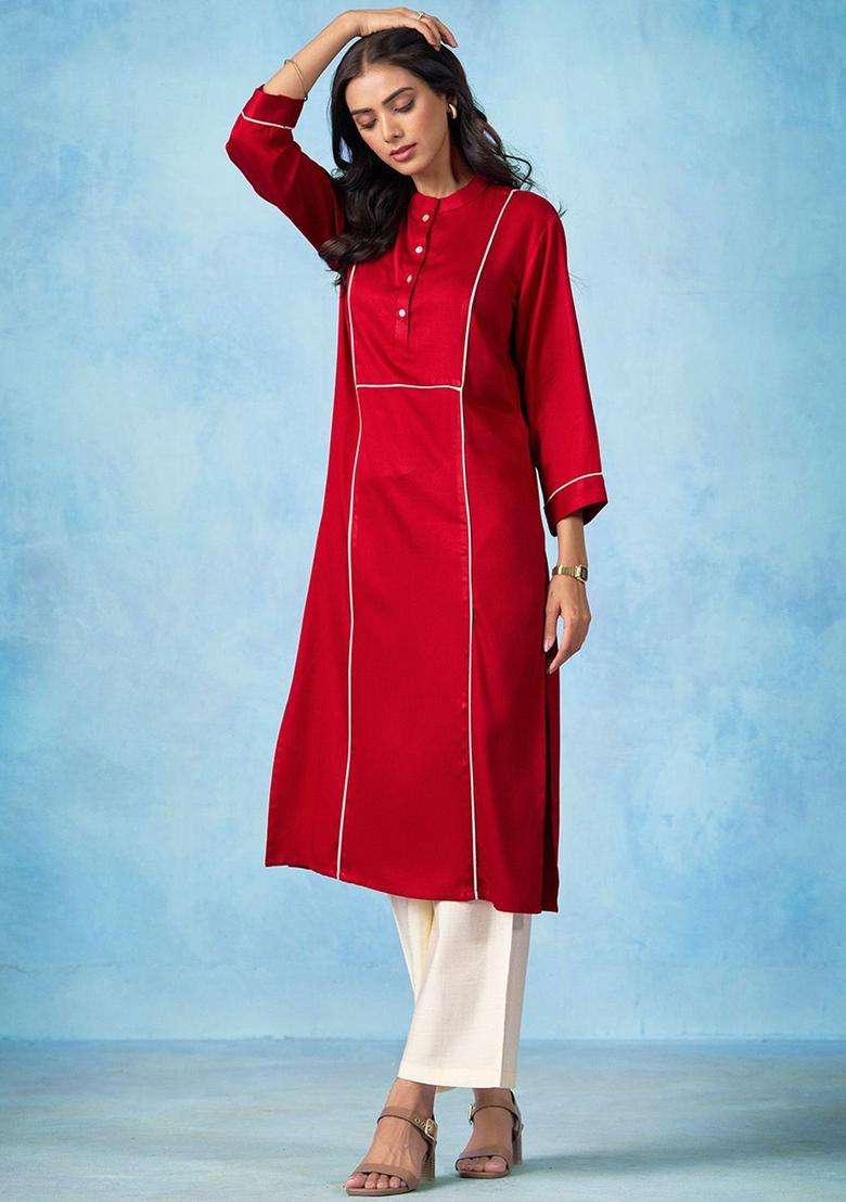 Red Solid Satin Kurta Set - Indya