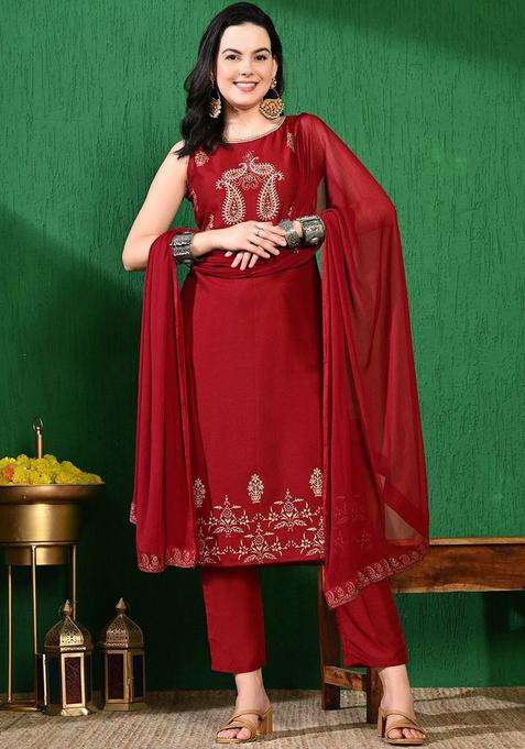 Maroon Printed Silk Blend Kurta Set