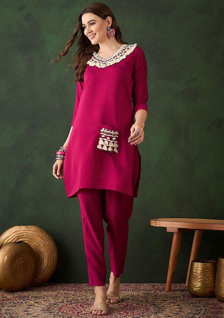 Maroon Solid Silk Blend Kurta Set - Indya