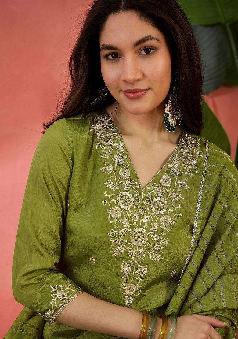 Lime Green Embroidered Silk Blend Kurta Set - Indya