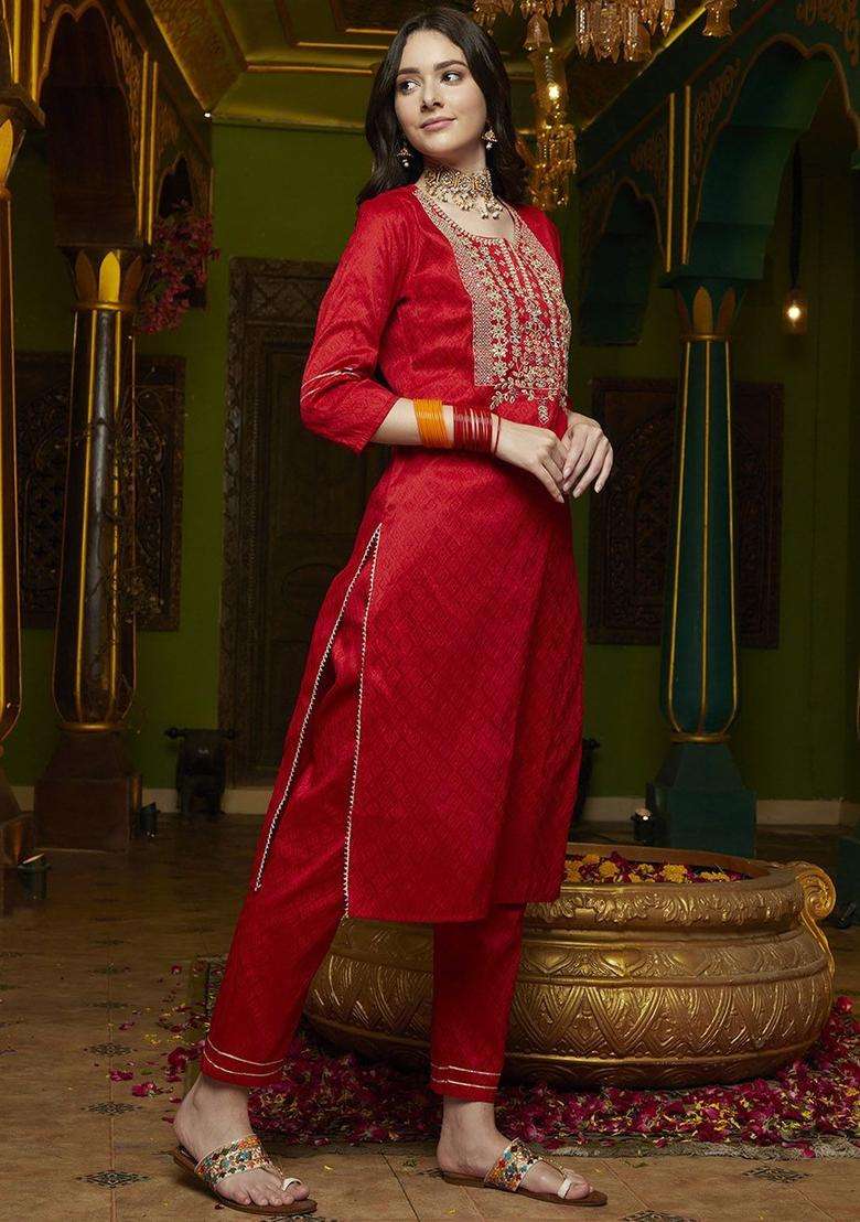Red Woven Design Silk Blend Kurta Set - Indya