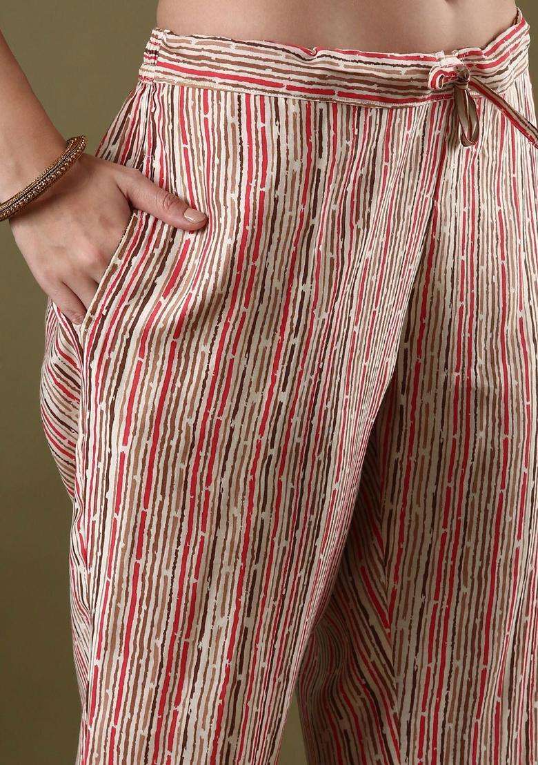 Off White Printed Silk Blend Kurta Set - Indya