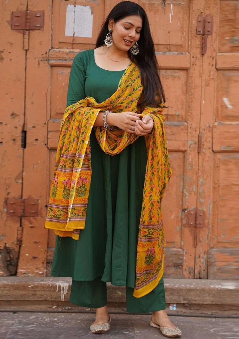 Green Solid Viscose Kurta Set - Indya