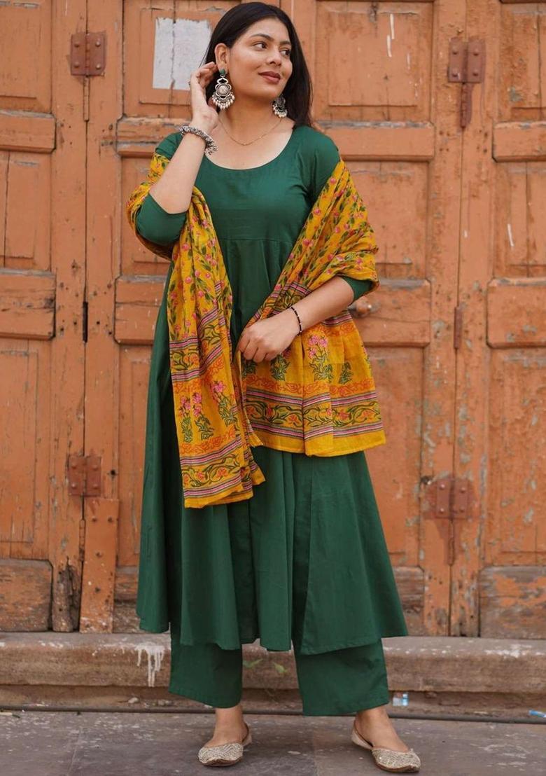 Green Solid Viscose Kurta Set - Indya
