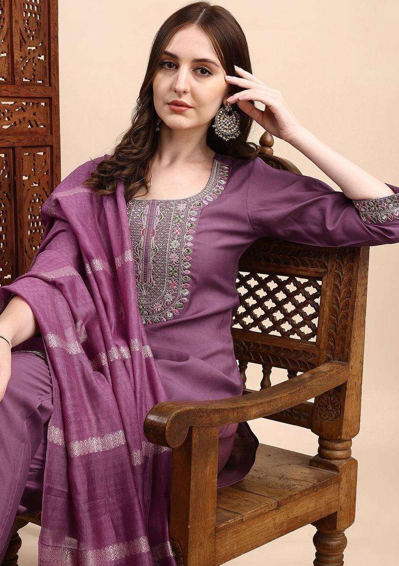 Lavender Embroidered Silk Kurta Set - Indya