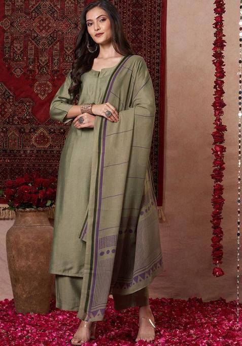 Green Solid Viscose Kurta Set — view on Indya