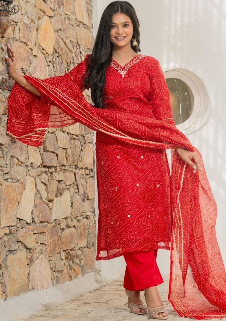 Red Embroidered Viscose Kurta Set - Indya