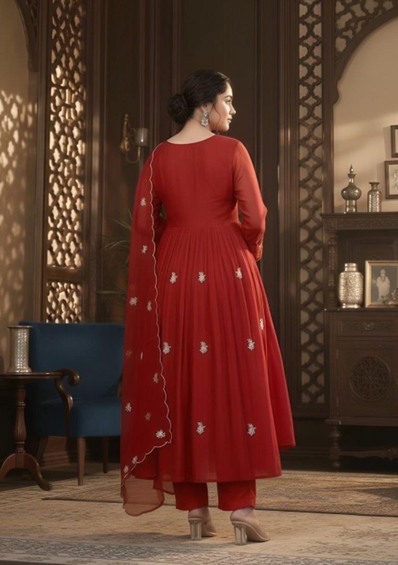 Red Embroidered Viscose Kurta Set - Indya