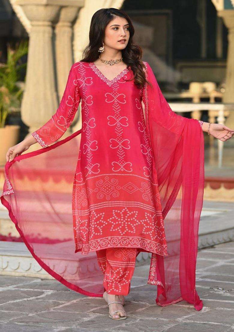Peach Embroidered Chinon Kurta Set - Indya