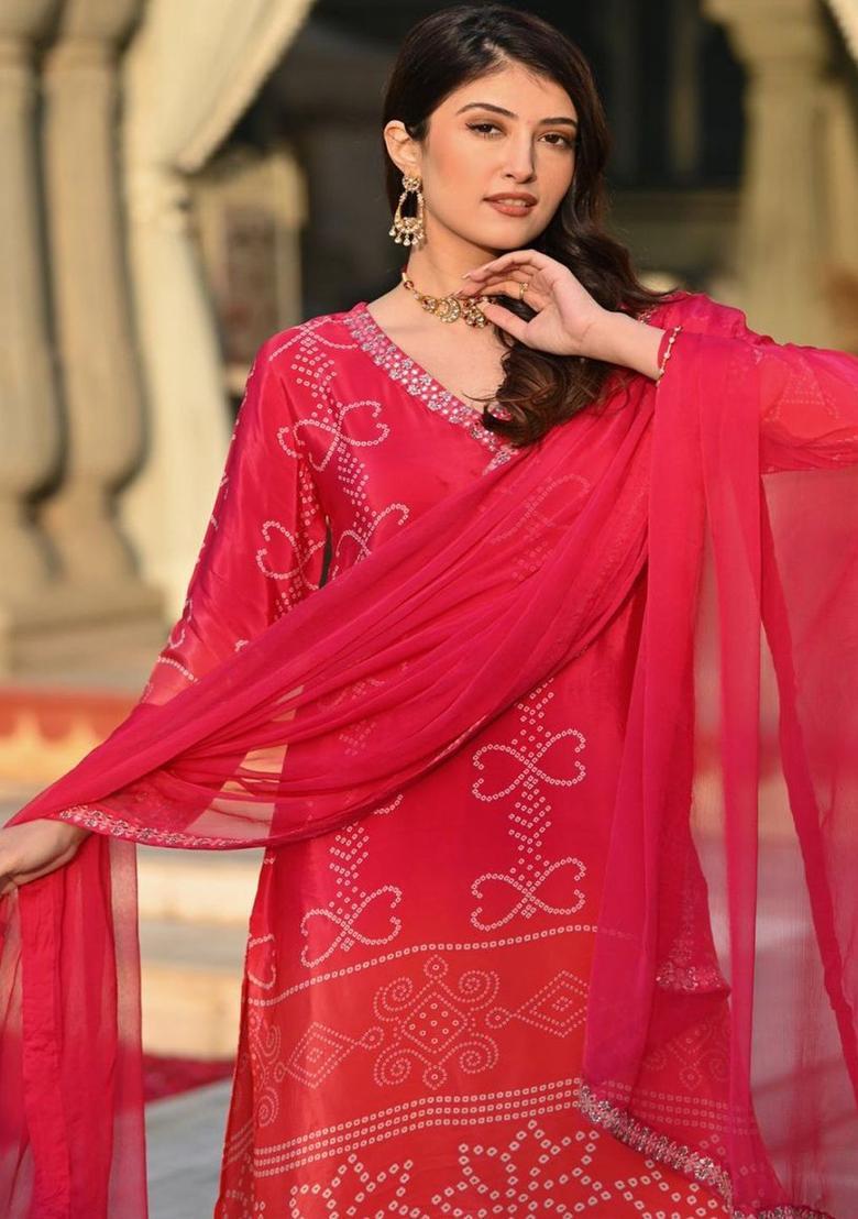 Peach Embroidered Chinon Kurta Set - Indya