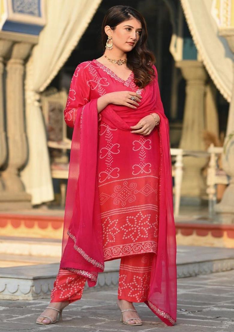 Peach Embroidered Chinon Kurta Set - Indya