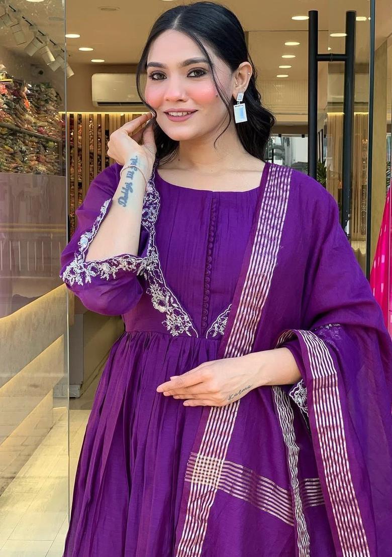 Purple Embroidered Chinon Kurta Set - Indya