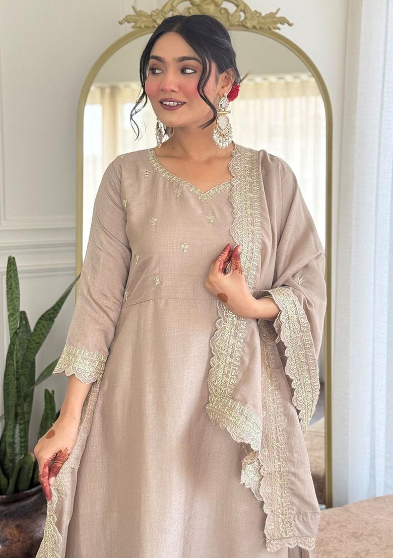Cream Yoke Design Silk Kurta Set - Indya