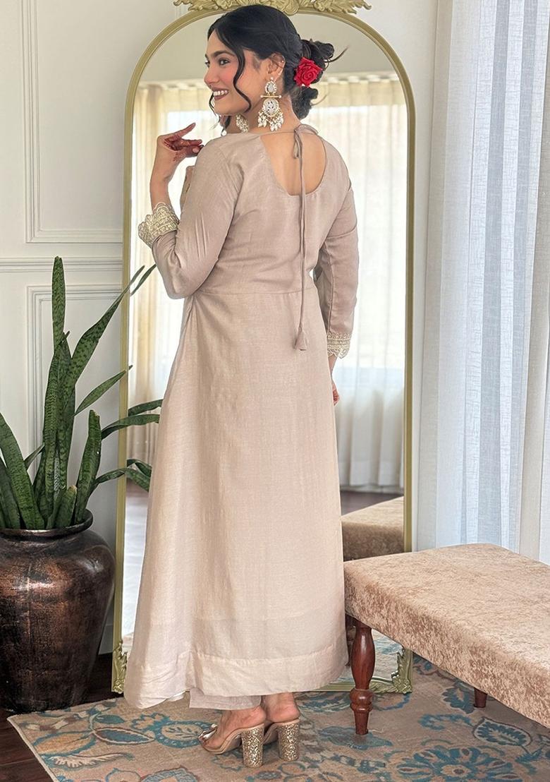 Cream Yoke Design Silk Kurta Set - Indya