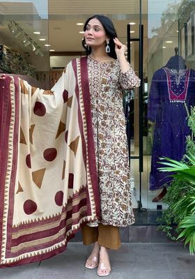 Off White Printed Cotton Kurta Set