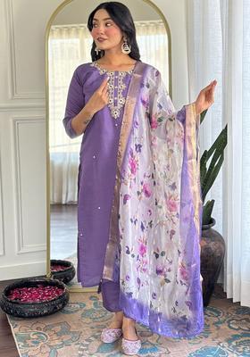 Lavender Embroidered Viscose Kurta Set