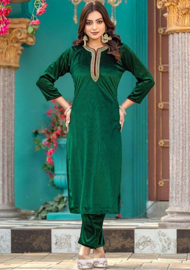 Green Solid Velvet Kurta Set - Indya
