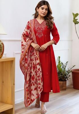 Red Embroidered Viscose Kurta Set