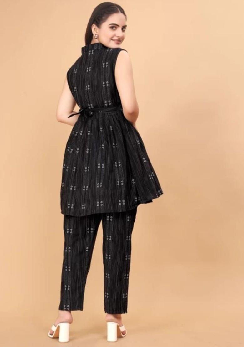Black Self Design Cotton Kurta Set - Indya