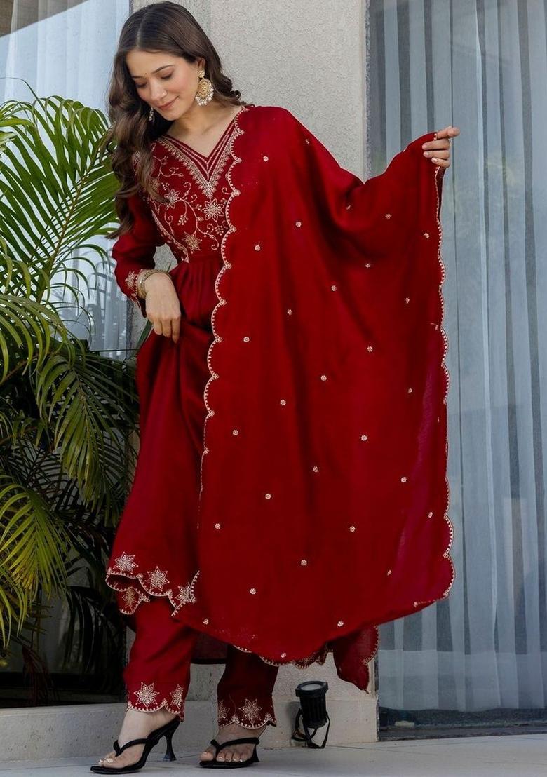 Maroon Embroidered Georgette Kurta Set - Indya