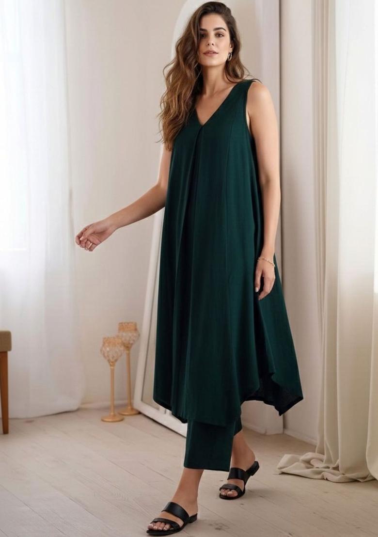 Dark Green Solid Viscose Kurta Set - Indya