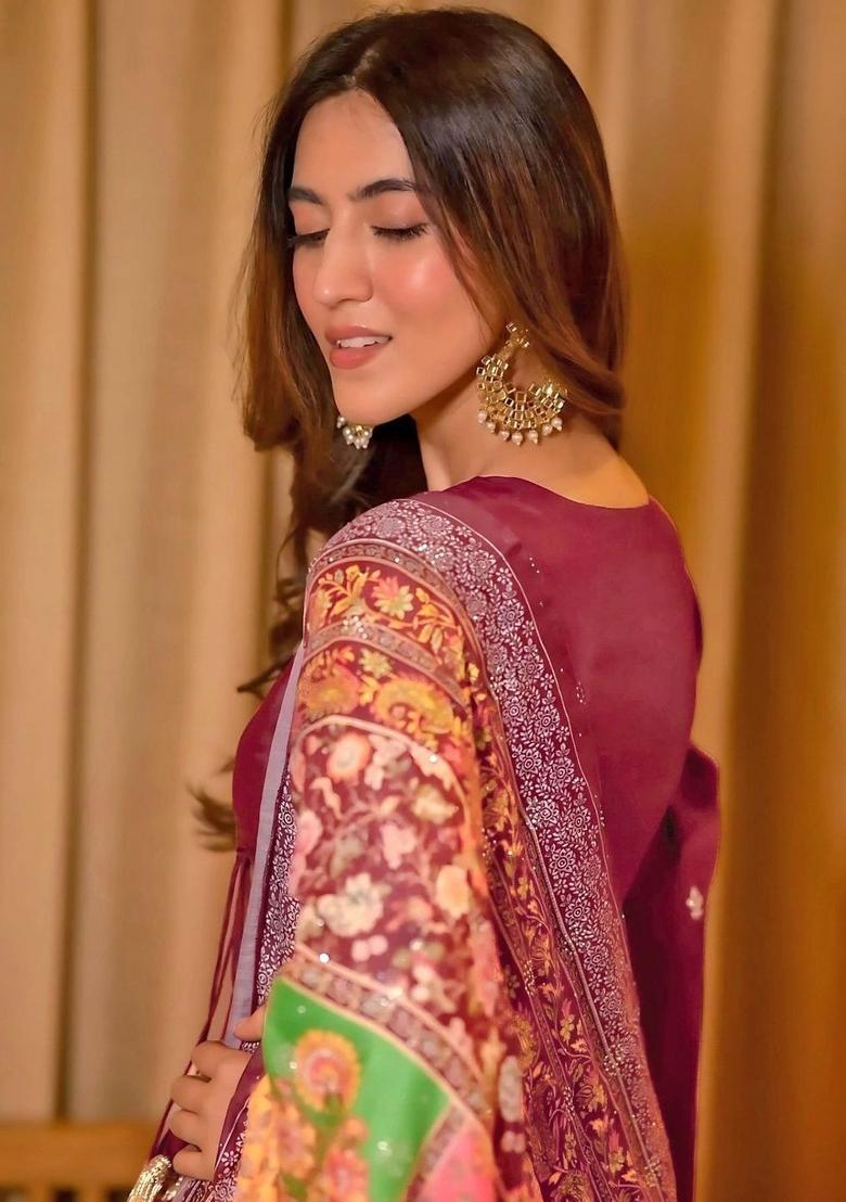 Maroon Embroidered Viscose Kurta Set - Indya