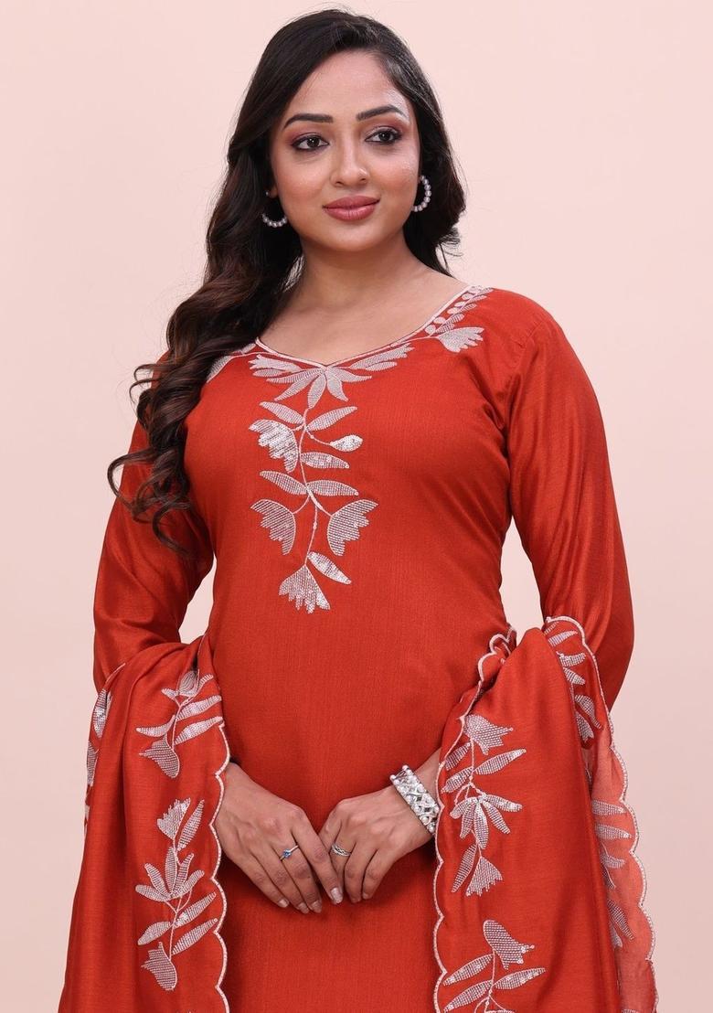 Red Embroidered Silk Kurta Set - Indya
