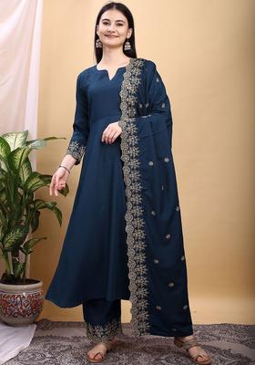 Blue Embroidered Viscose Kurta Set