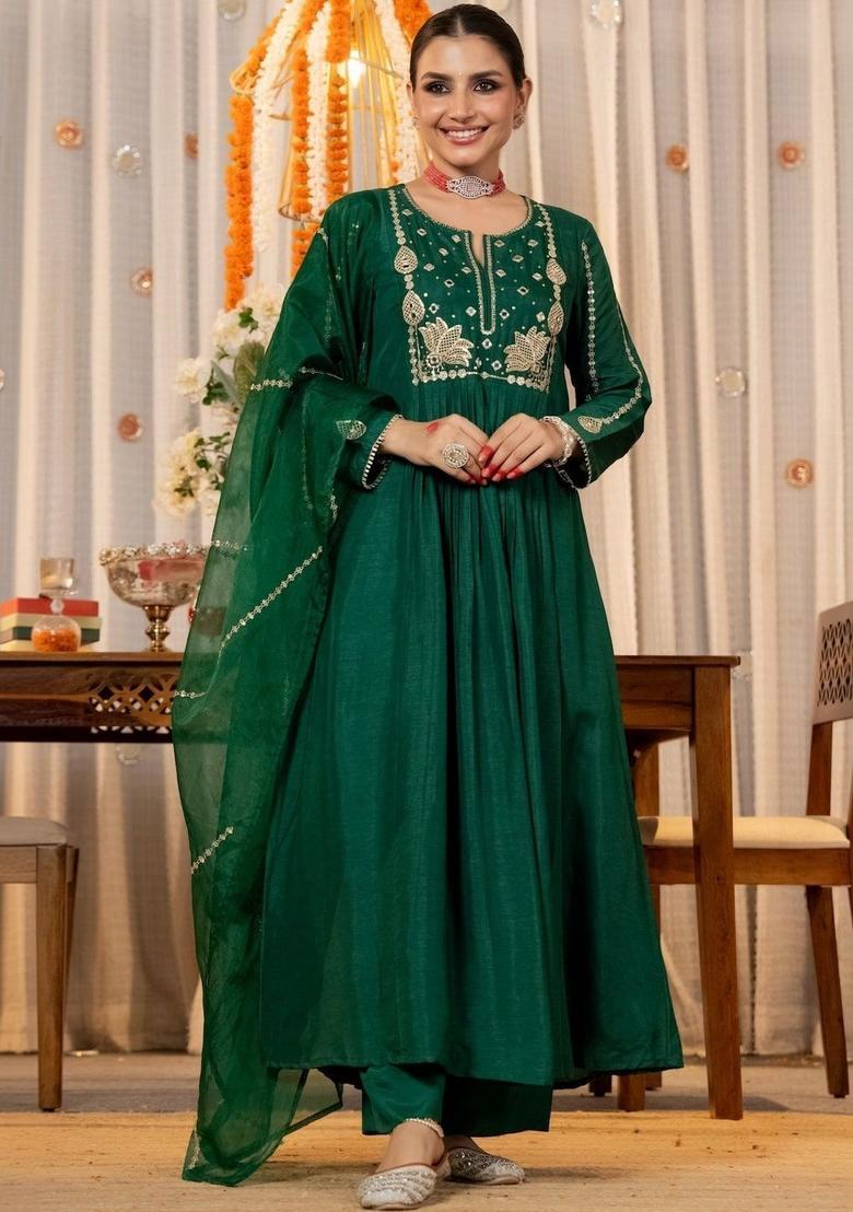 Green Embroidered Silk Kurta Set - Indya