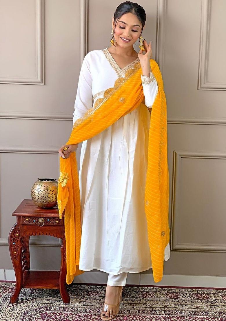 White Solid Silk Kurta Set - Indya