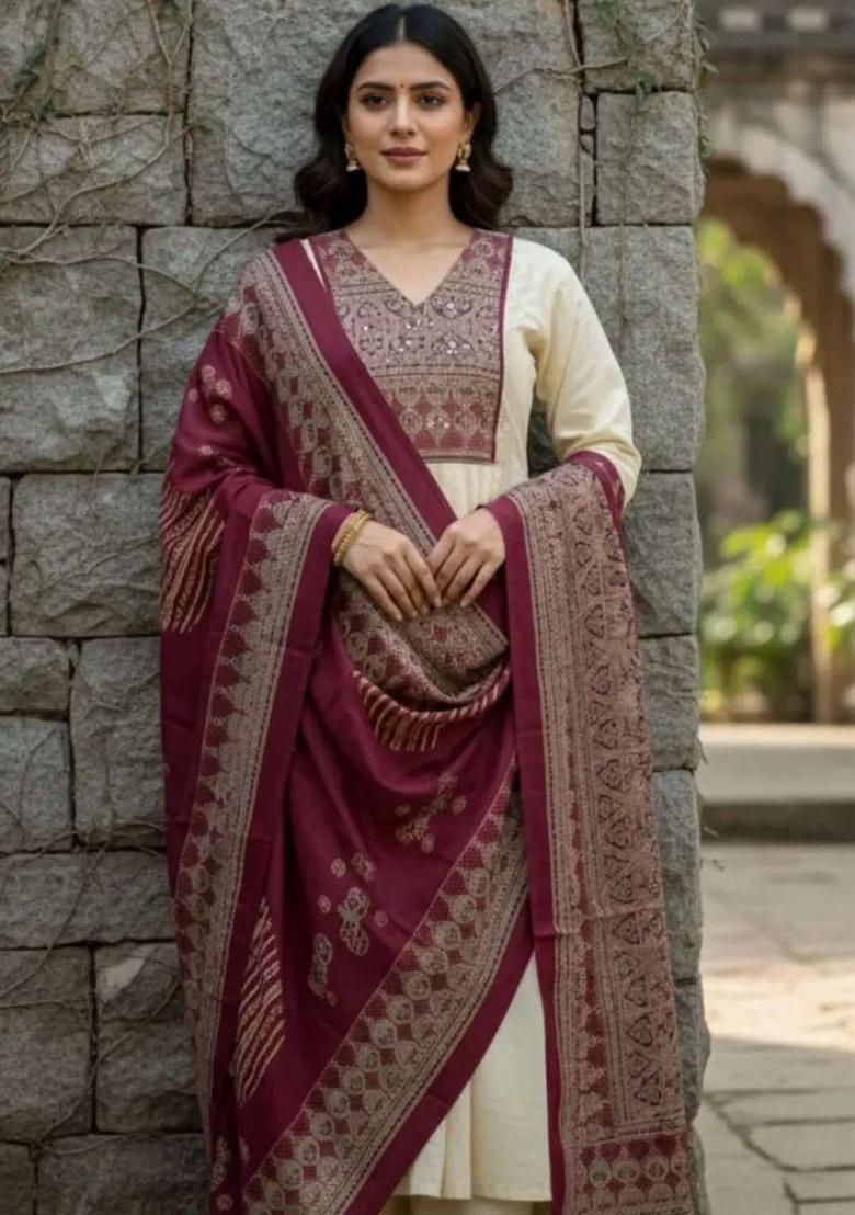 Off White Embroidered Viscose Kurta Set - Indya