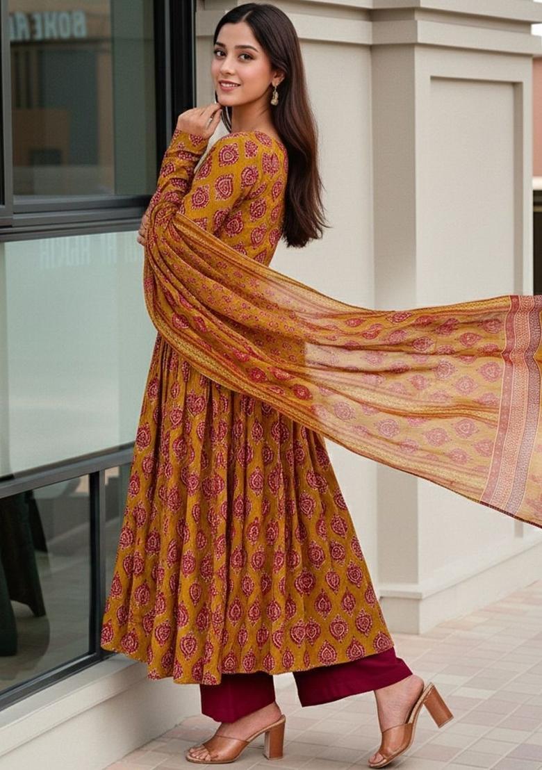 Mustard Printed Viscose Kurta Set - Indya