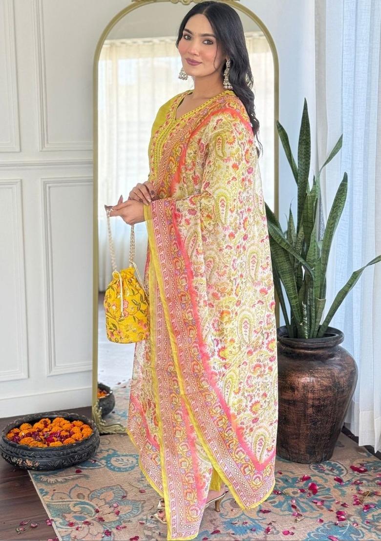 Lime Green Embroidered Viscose Kurta Set - Indya