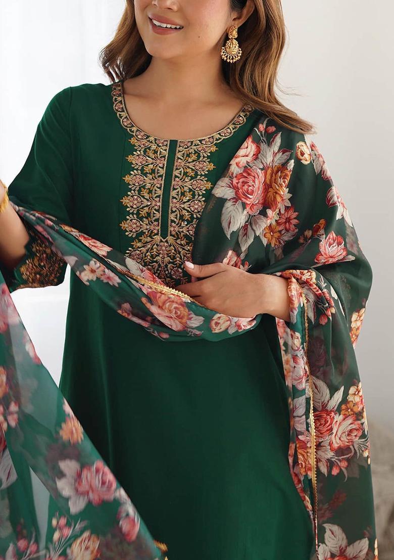 Green Embroidered Viscose Kurta Set - Indya