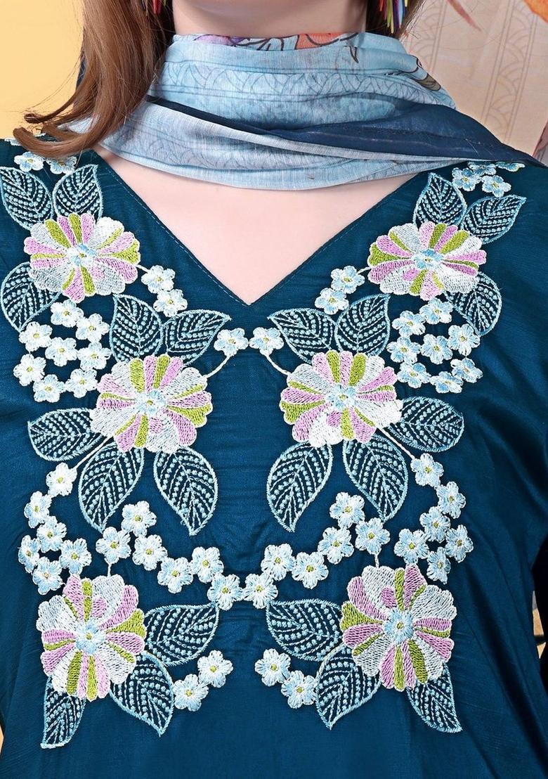 Blue Embroidered Viscose Kurta Set - Indya