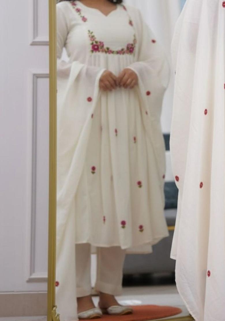Off White Embroidered Silk Kurta Set - Indya