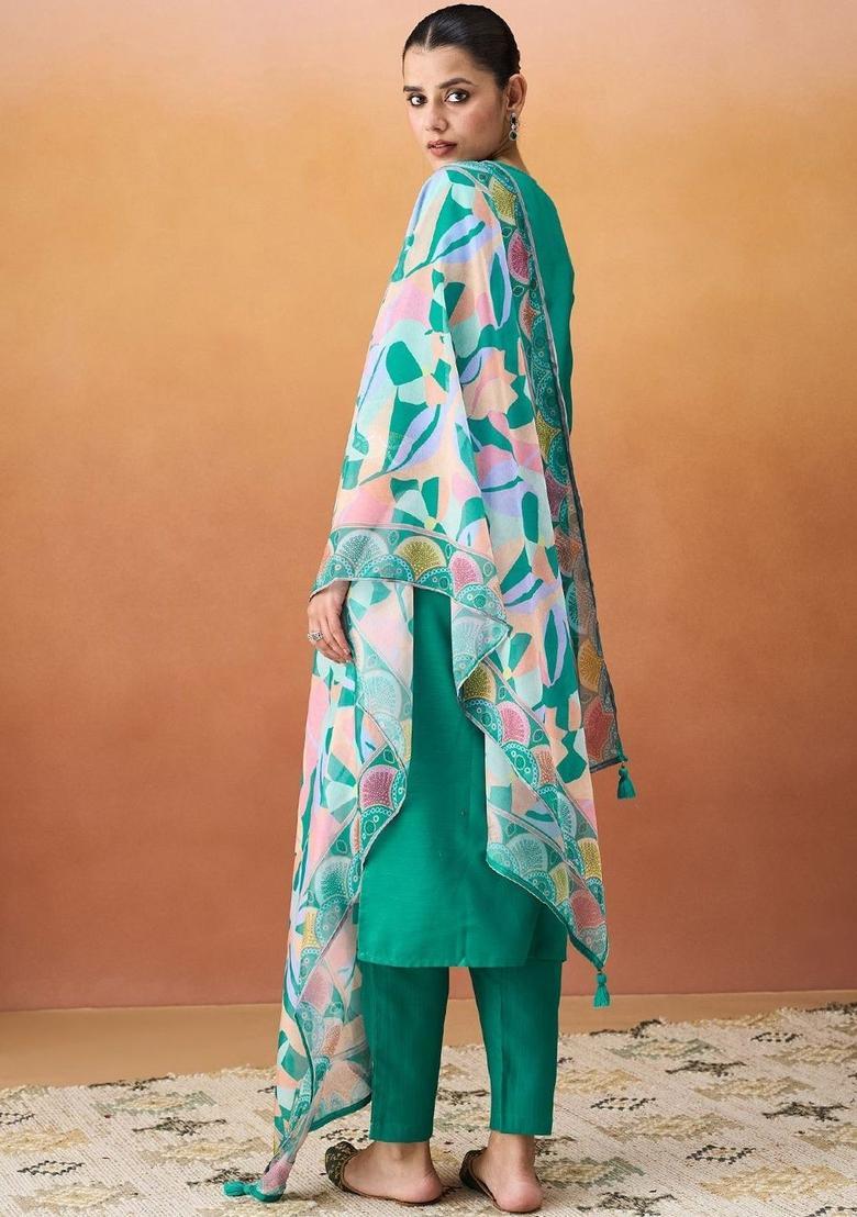 Green Embroidered Cotton Kurta Set - Indya