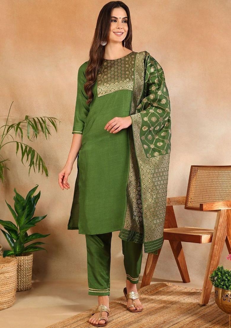Green Yoke Design Silk Kurta Set - Indya
